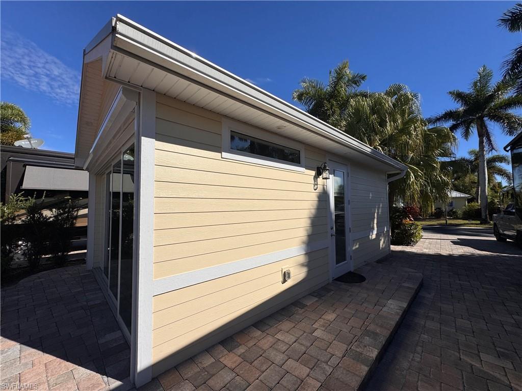 RIVERBEND MOTORCOACH RESORT - Land