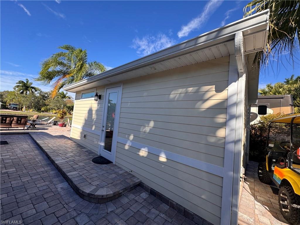 RIVERBEND MOTORCOACH RESORT - Land