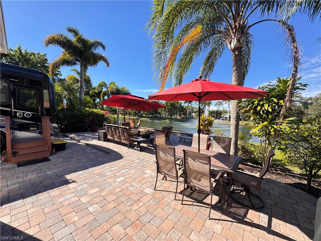 RIVERBEND MOTORCOACH RESORT - Land