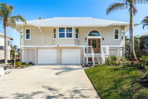 27773 Forester DR BONITA SPRINGS FL 34134
