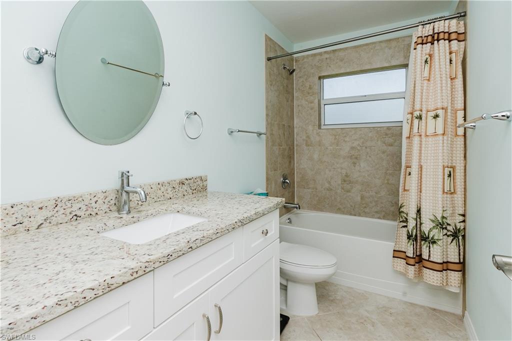 CHARLOTTE SHORES - Residential Lease