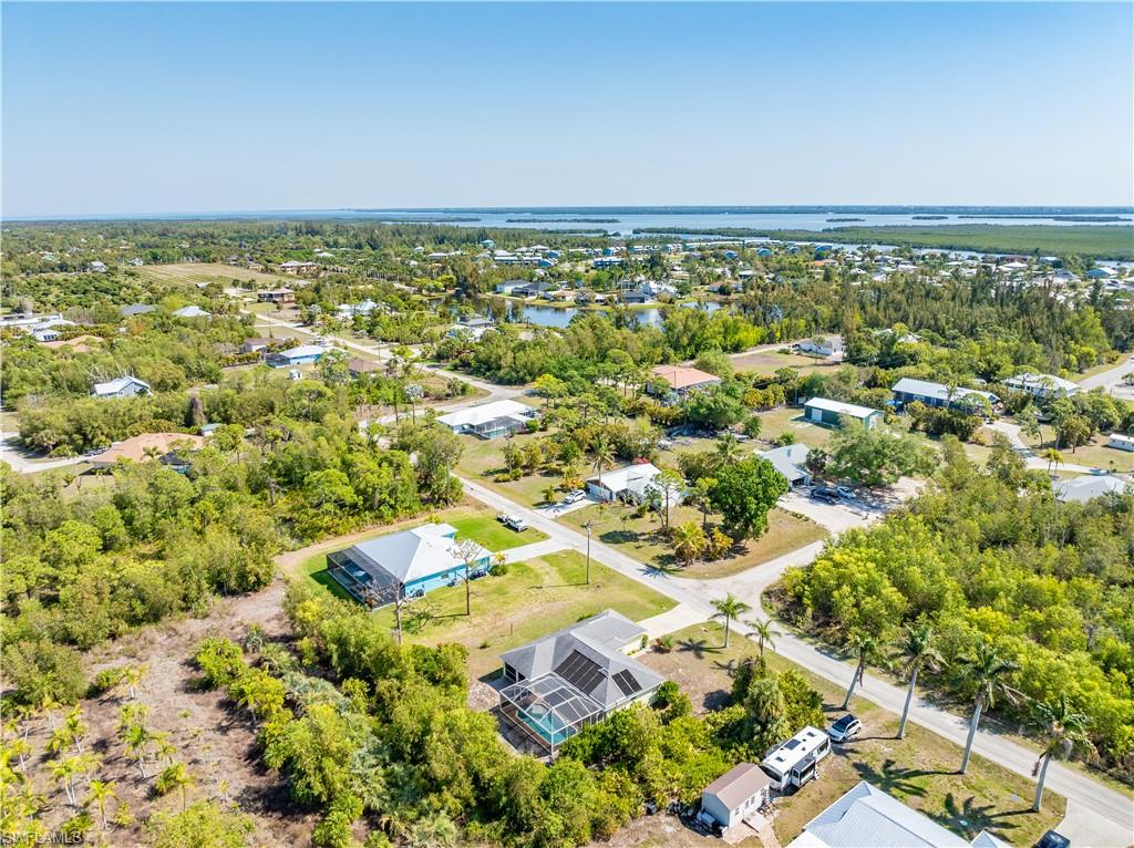 CHARLOTTE SHORES - Residential Lease
