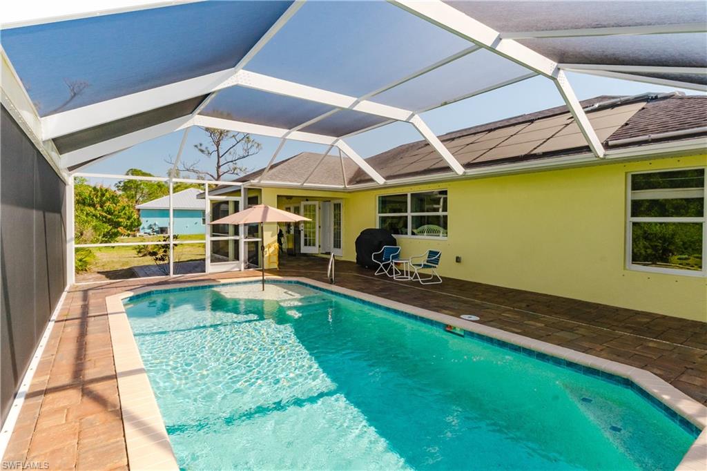 CHARLOTTE SHORES - Residential Lease