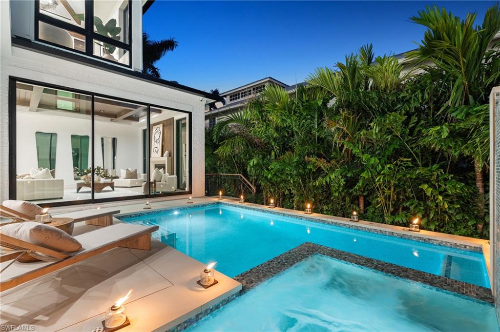 OLDE NAPLES - Residential