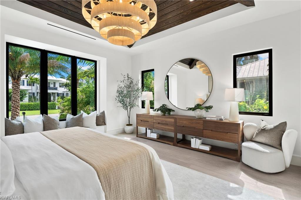 OLDE NAPLES - Residential