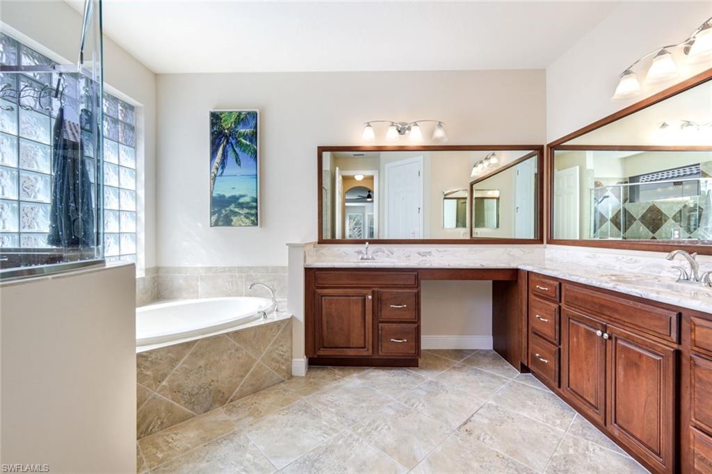 BELLE LAGO - Residential