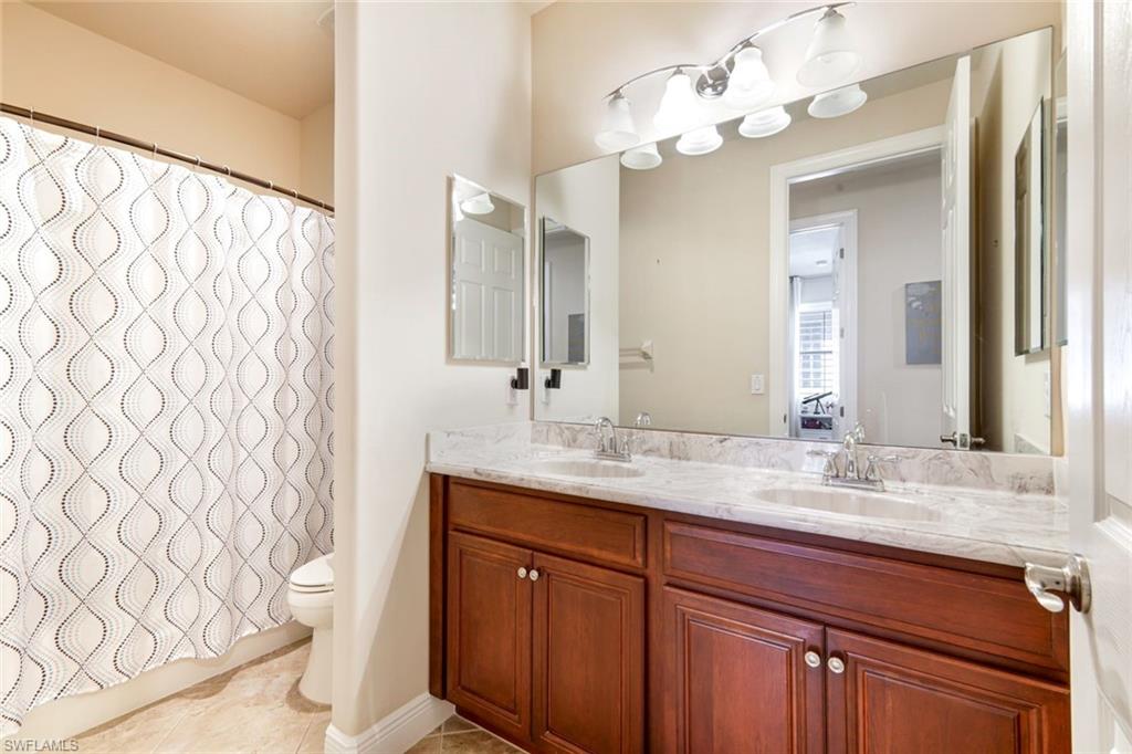 BELLE LAGO - Residential