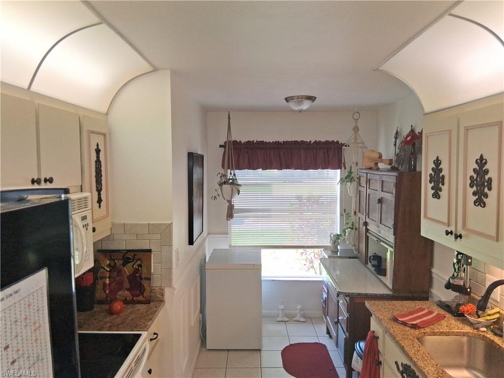 BEACON SQUARE - Residential