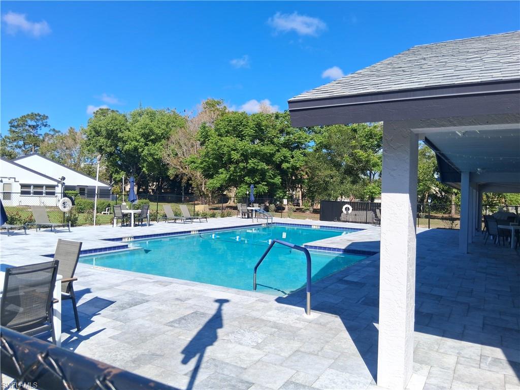 BEACON SQUARE - Residential