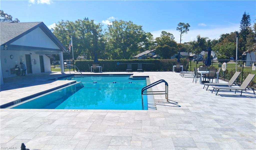 BEACON SQUARE - Residential