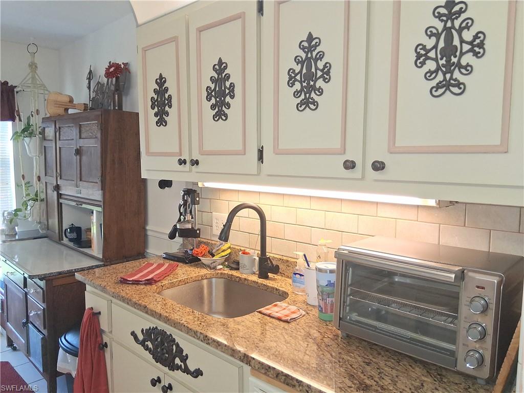 BEACON SQUARE - Residential