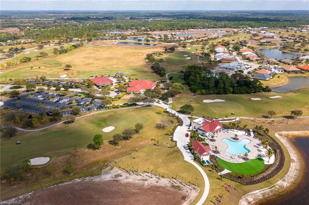 COUNTRY CLUB - Residential