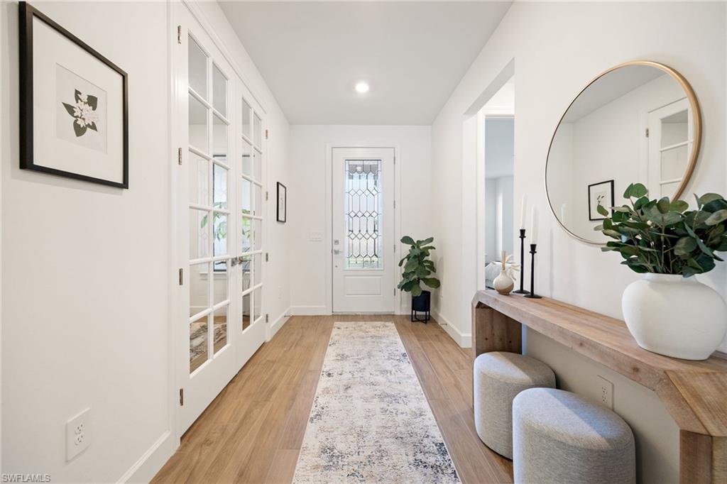 COUNTRY CLUB - Residential