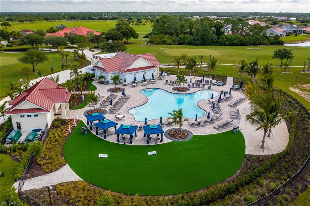 COUNTRY CLUB - Residential