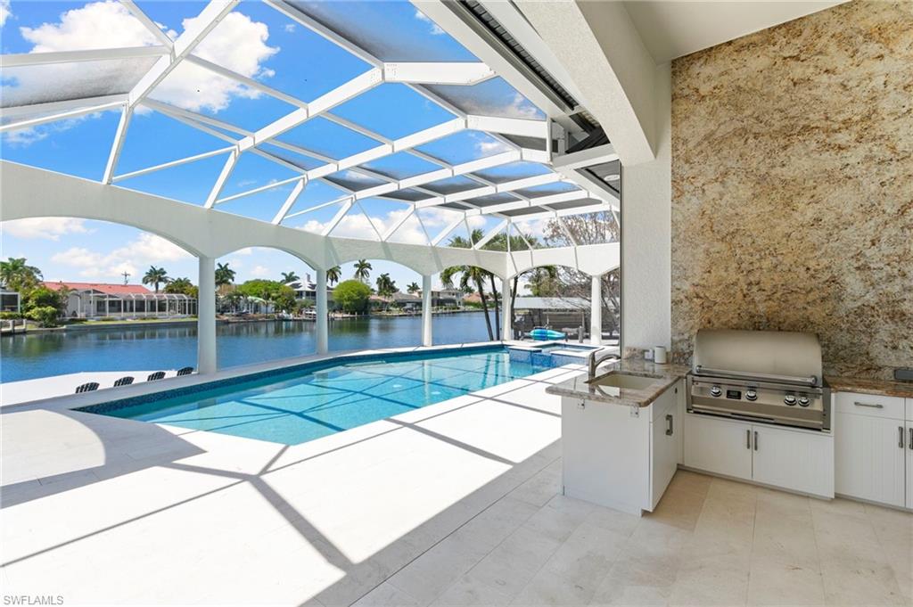 MARCO BEACH - Residential