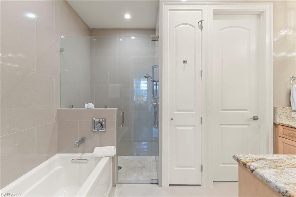 MARCO BEACH - Residential