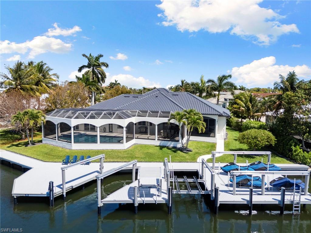 MARCO BEACH - Residential