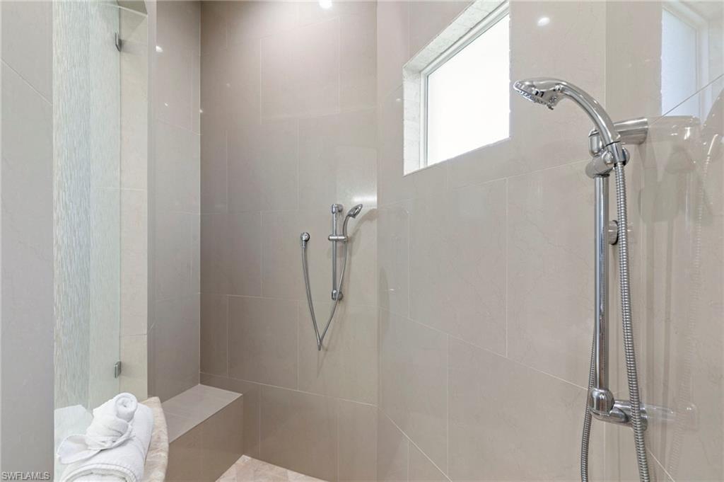 MARCO BEACH - Residential