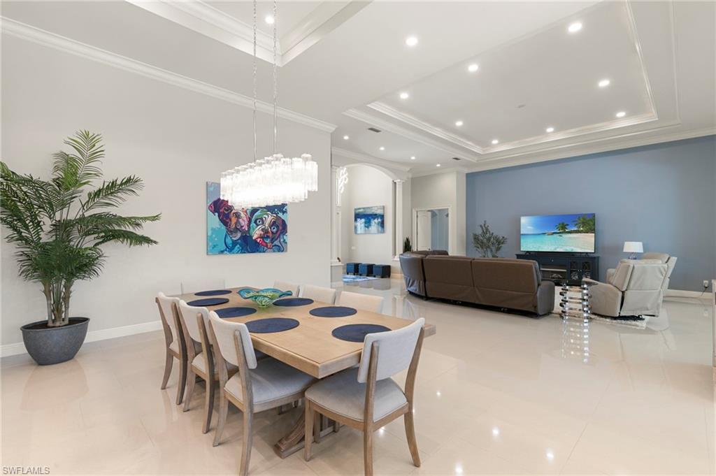 MARCO BEACH - Residential