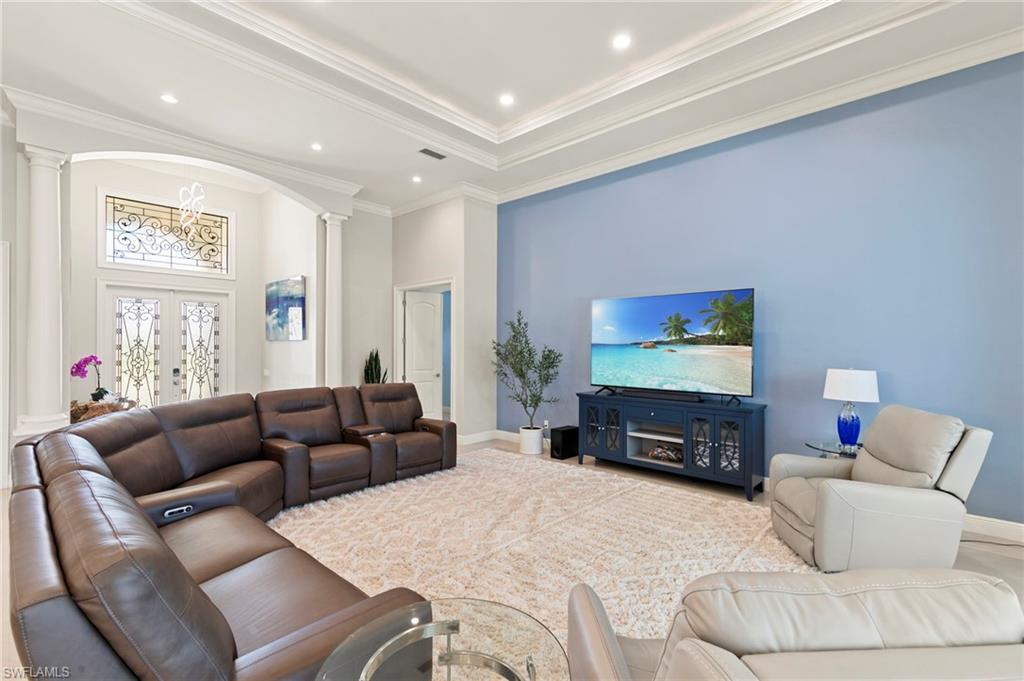 MARCO BEACH - Residential