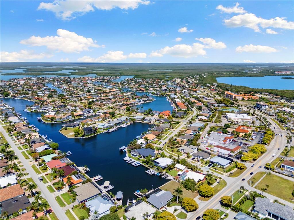 MARCO BEACH - Residential