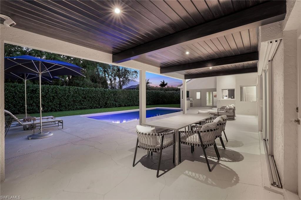 PINECREST AT PELICAN BAY - Residential