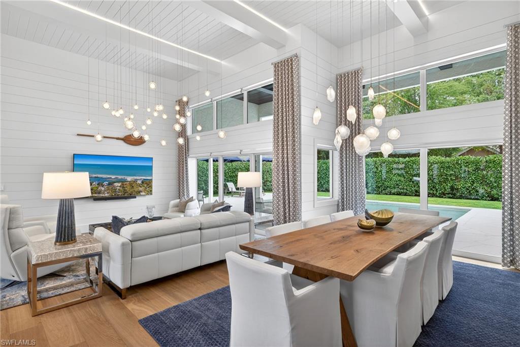 PINECREST AT PELICAN BAY - Residential