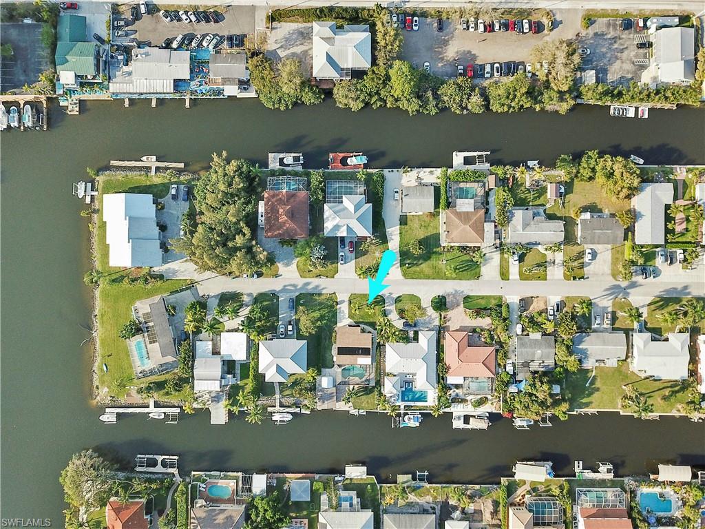 LITTLE HICKORY SHORES - Residential