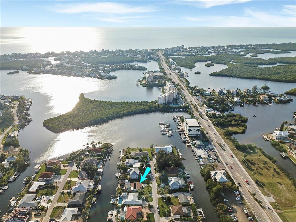 LITTLE HICKORY SHORES - Residential