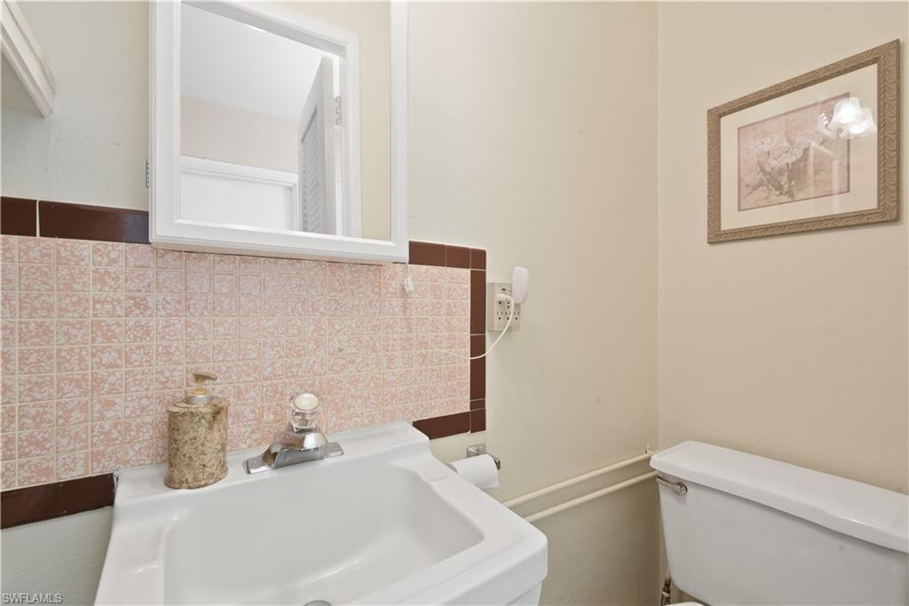 LITTLE HICKORY SHORES - Residential