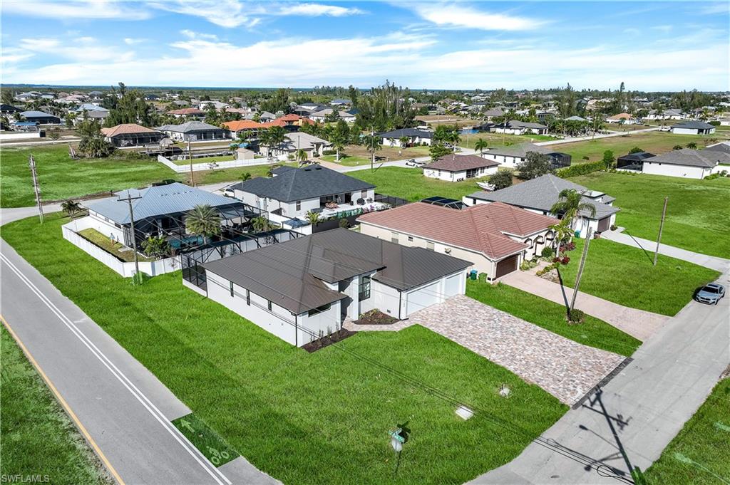 CAPE CORAL - Residential