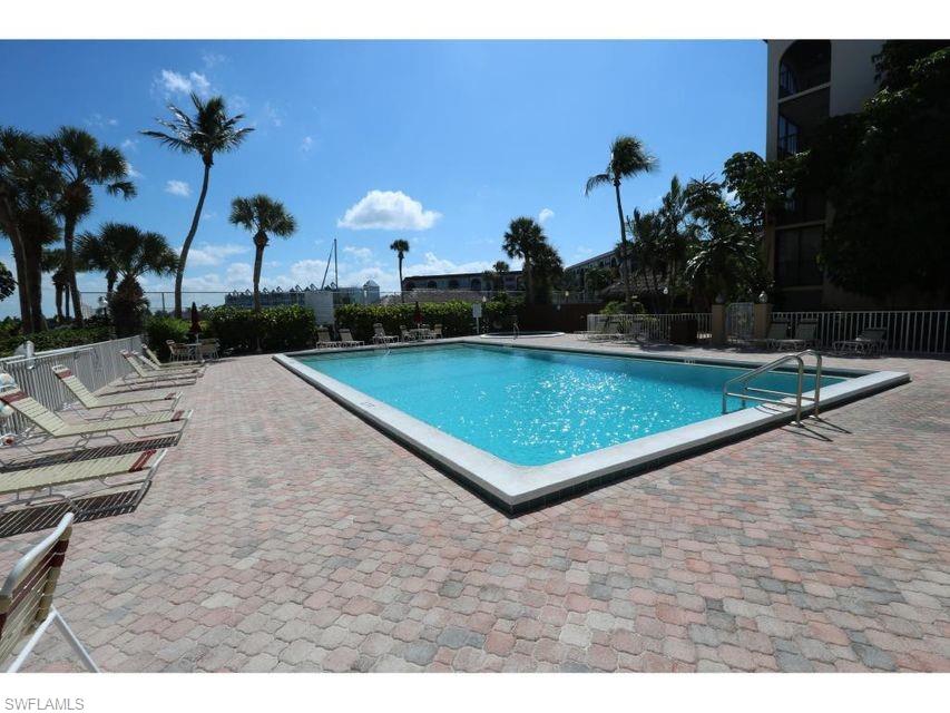 ANGLERS COVE - Residential