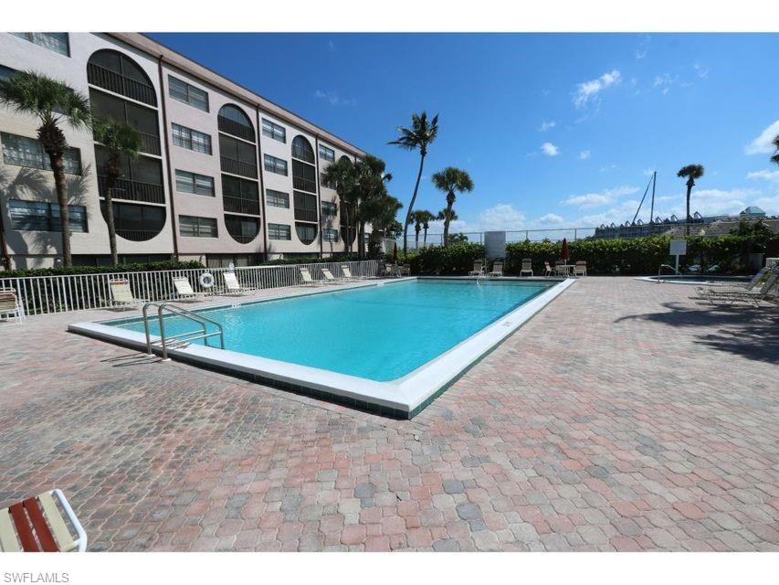 ANGLERS COVE - Residential