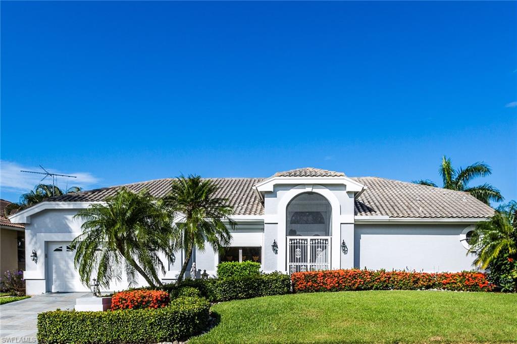 MARCO BEACH - Residential