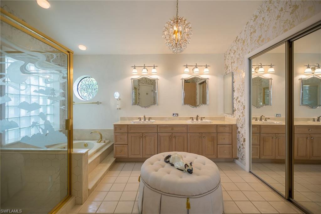 MARCO BEACH - Residential