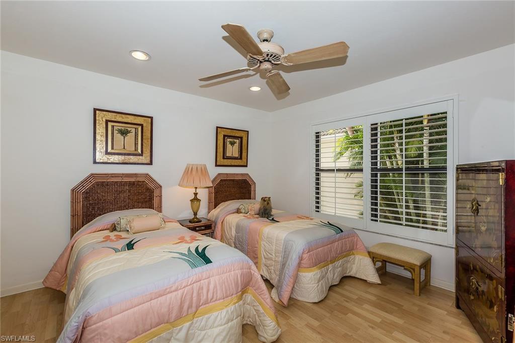 MARCO BEACH - Residential