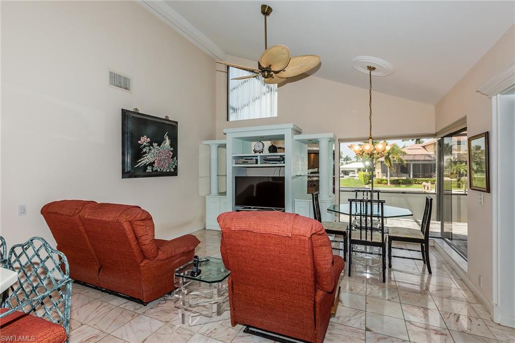 MARCO BEACH - Residential