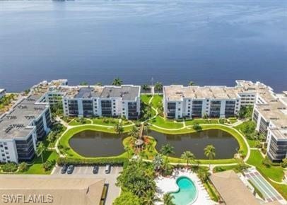 SCHOONER BAY - Residential