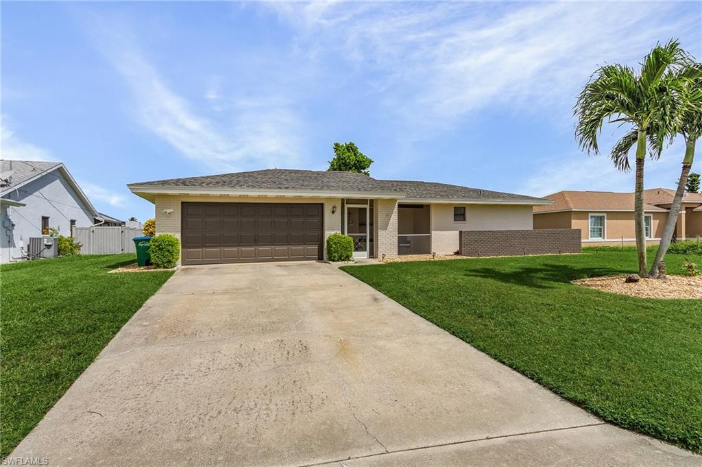 CAPE CORAL - Residential