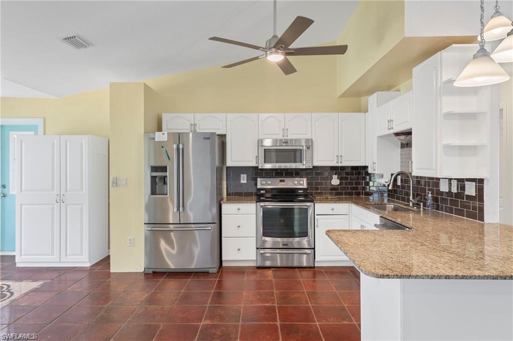 BUCKINGHAM AIR PARK WEST - Residential Lease