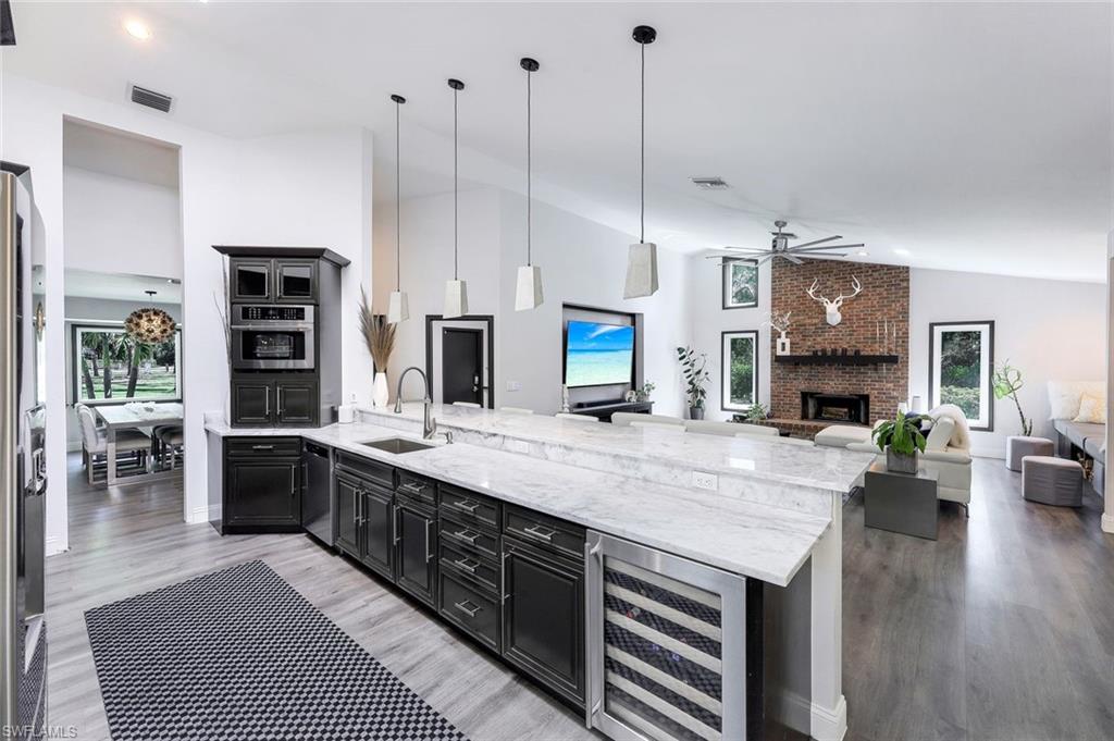 OAKES ESTATES - Residential