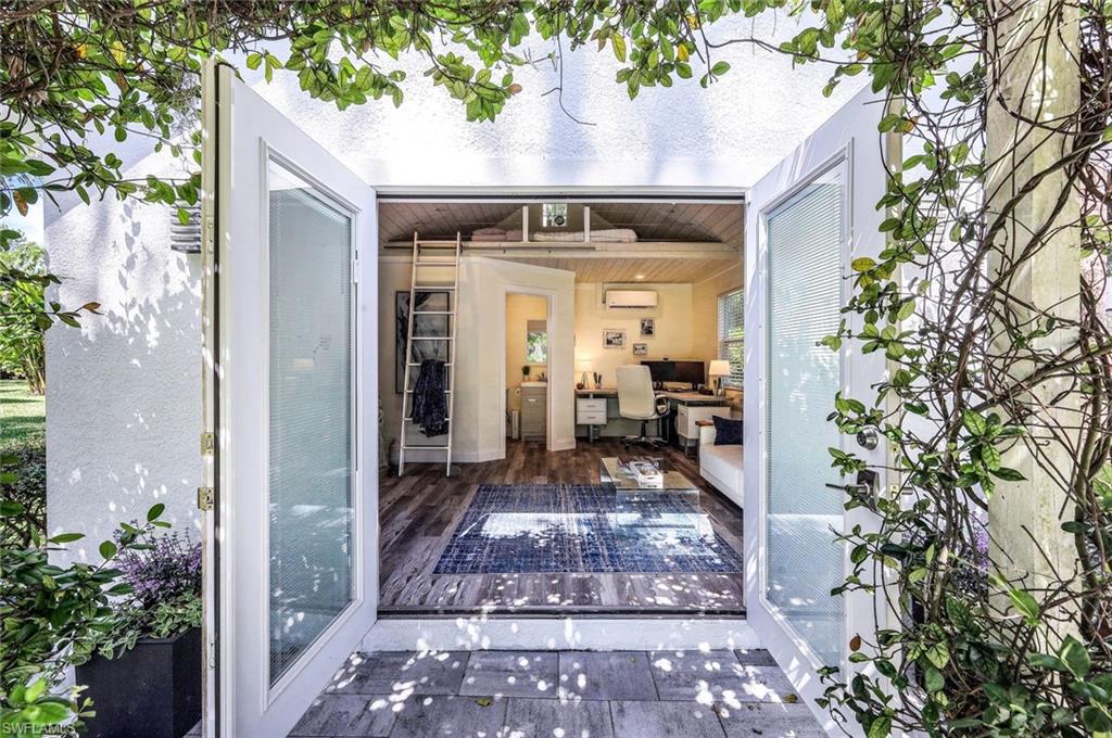 OAKES ESTATES - Residential