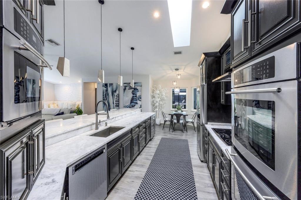 OAKES ESTATES - Residential