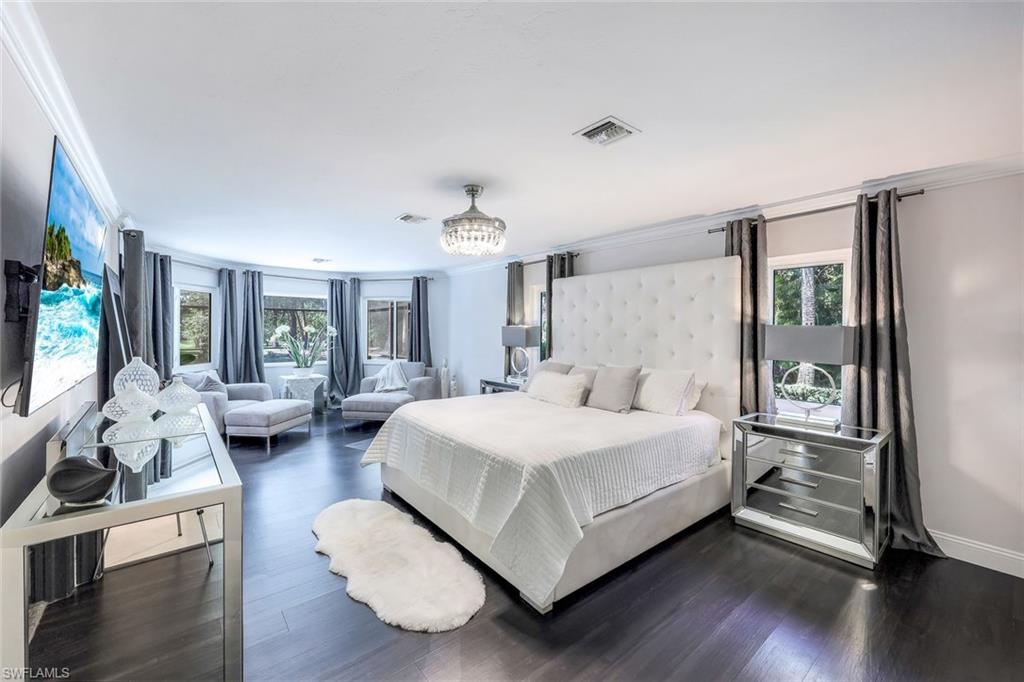 OAKES ESTATES - Residential