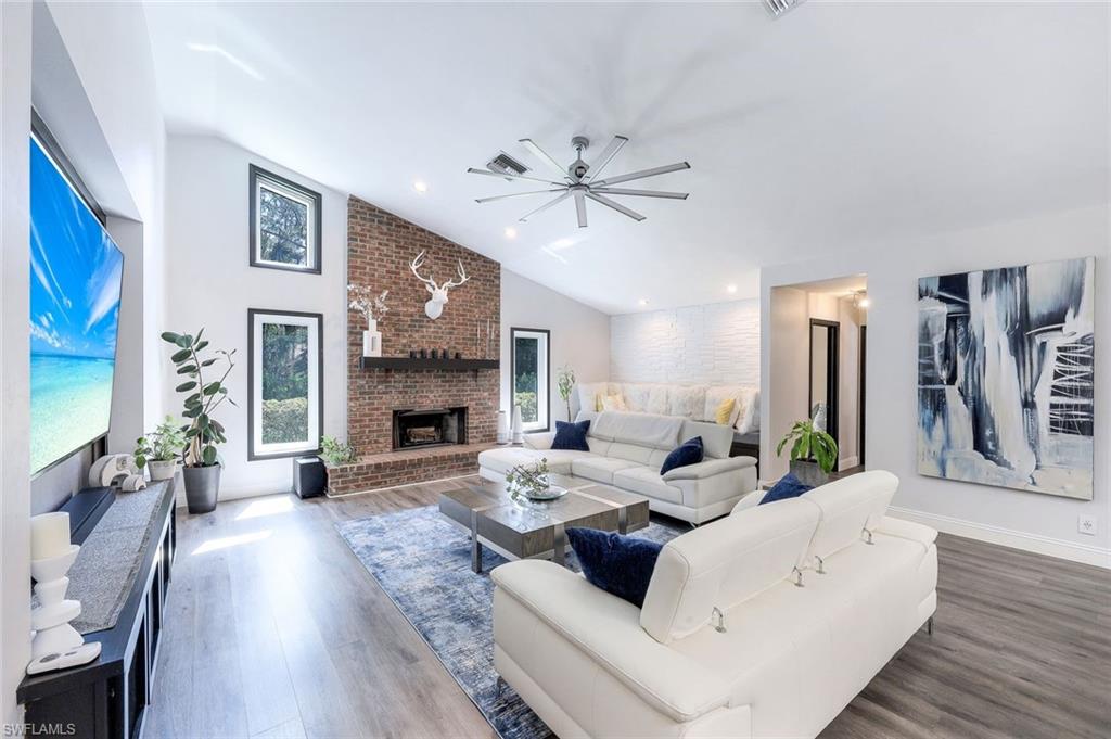 OAKES ESTATES - Residential