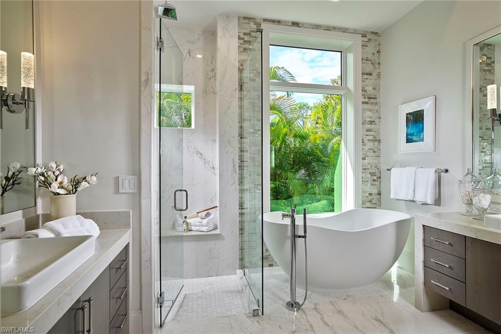 PARK SHORE - Residential