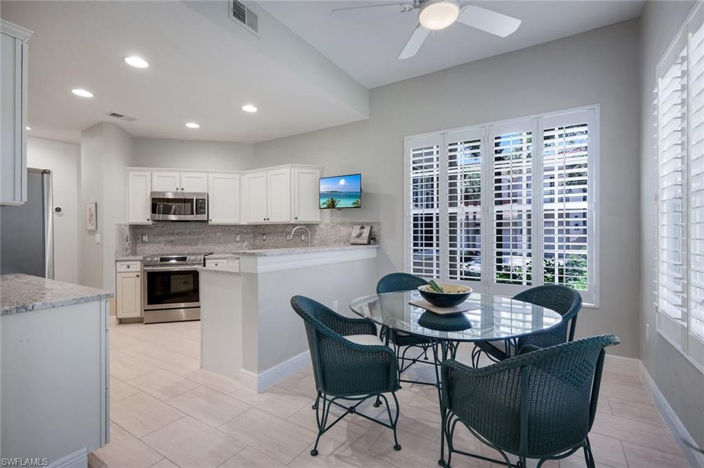 THE HAMPTONS - Residential