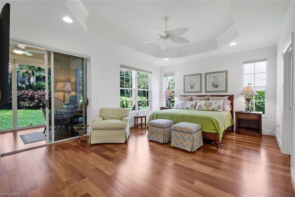 THE HAMPTONS - Residential