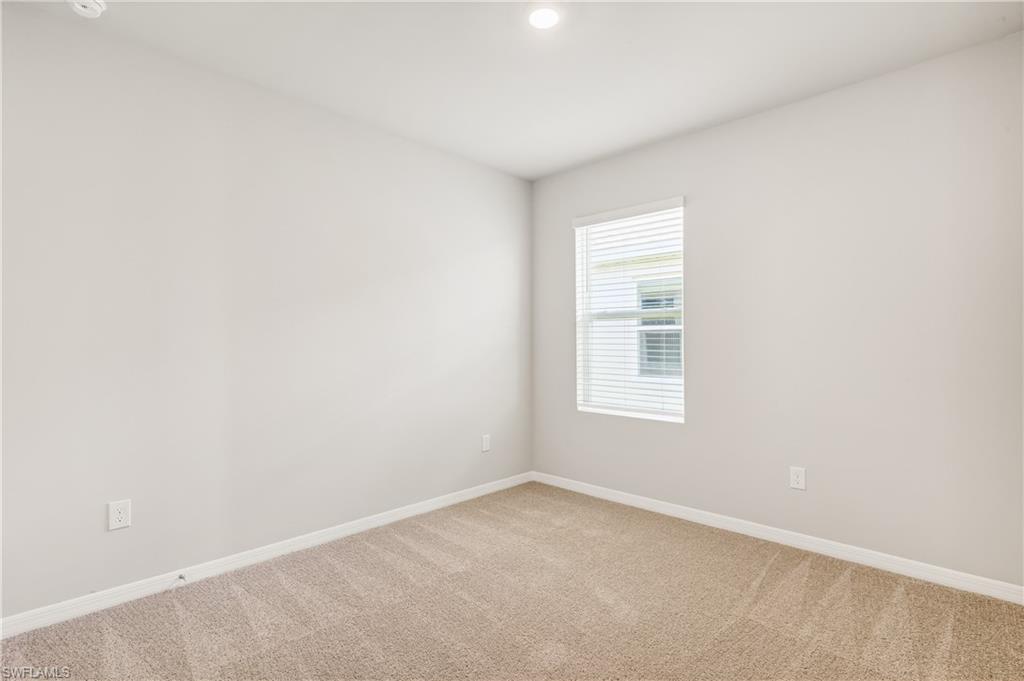 CORAL BAY - Residential