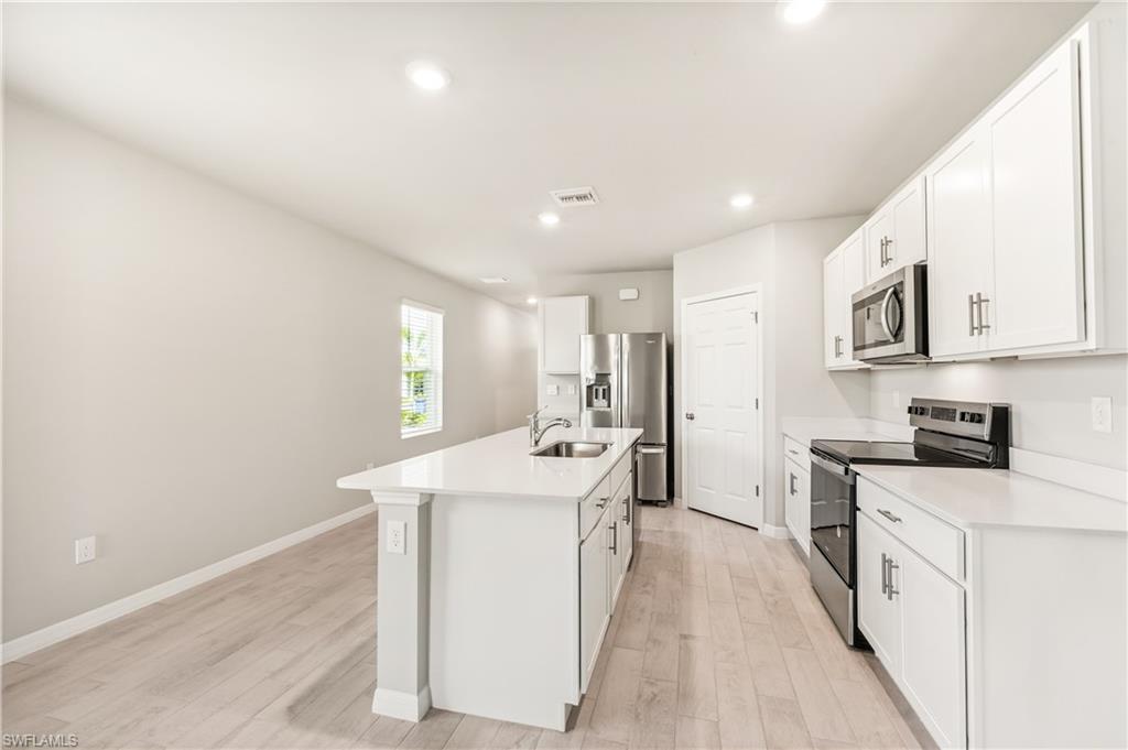 CORAL BAY - Residential